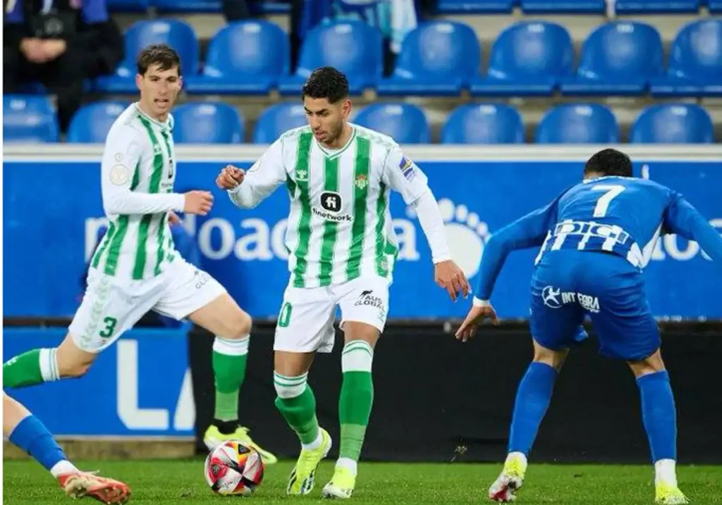 Real-Betis-vs-Deportivo-Alave-the clutter.