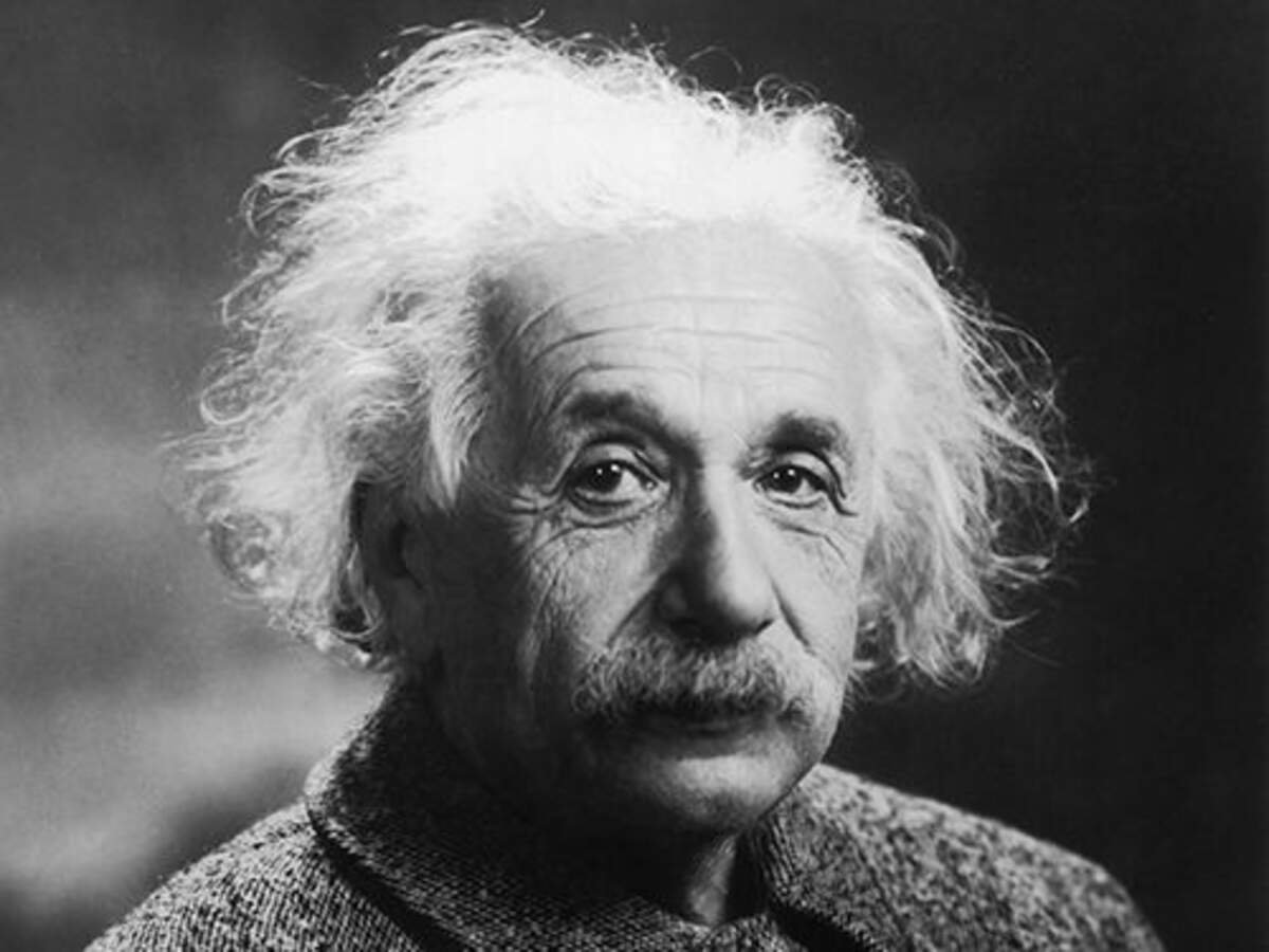 Albert Einstein-the clutter
