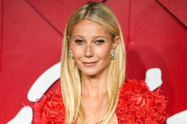 Gwyneth paltrow-the clutter