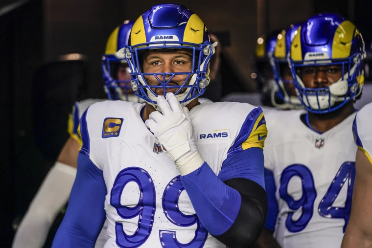 Aaron-donald-the clutter