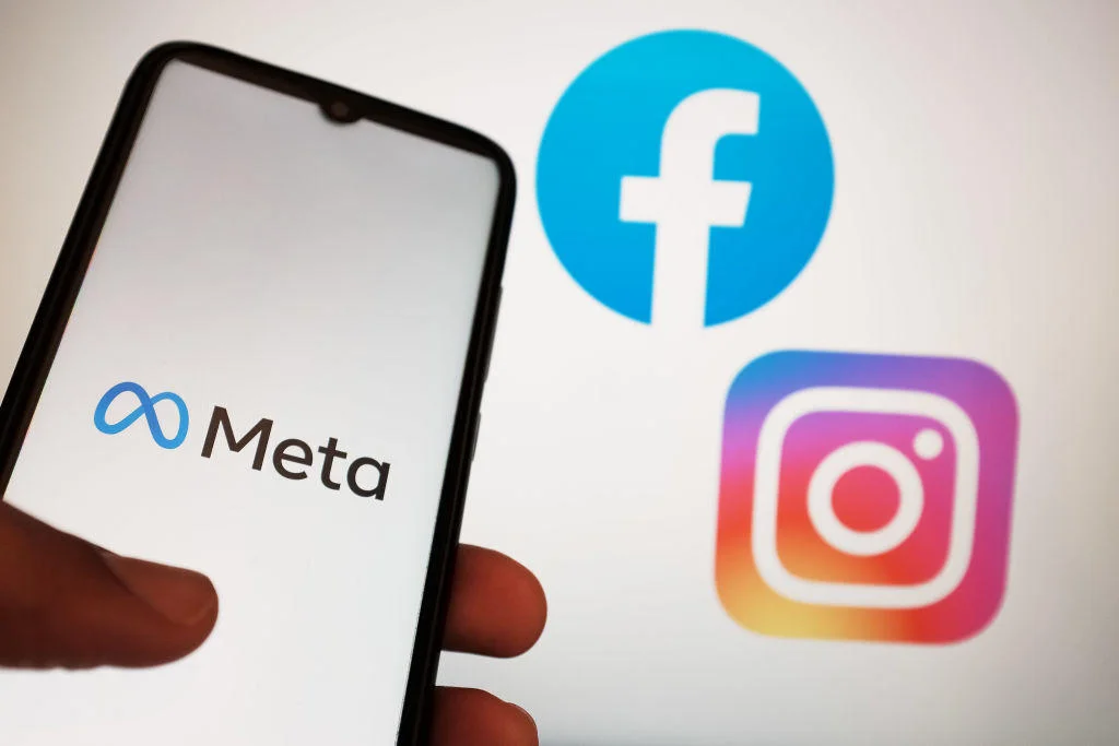 Facebook and Instagram-the clutter