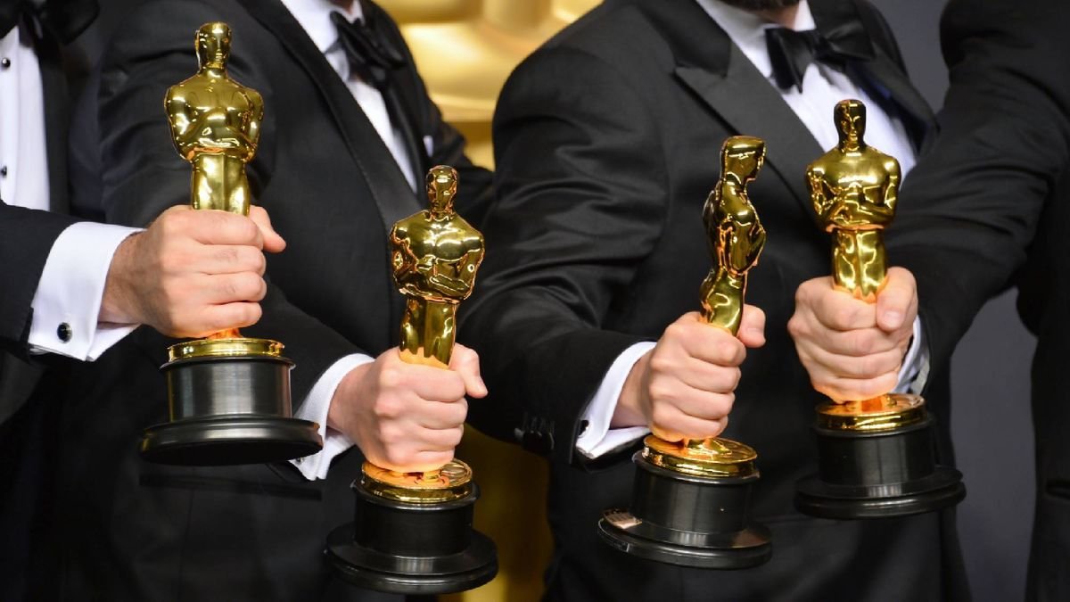 oscar 2024-the clutter