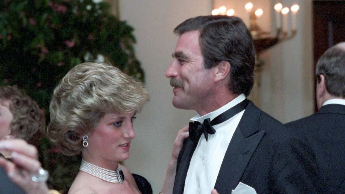 Tom Selleck-the clutter